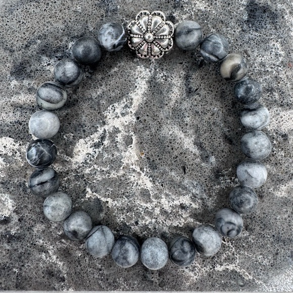 Handmade Deep Black Picasso Beaded Stretch Bracelet with Accent Bead 7” 6mm - Picture 1 of 11